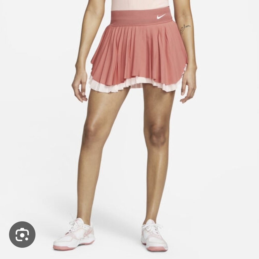 Nike Women's Pink Pleated Tennis Skirt